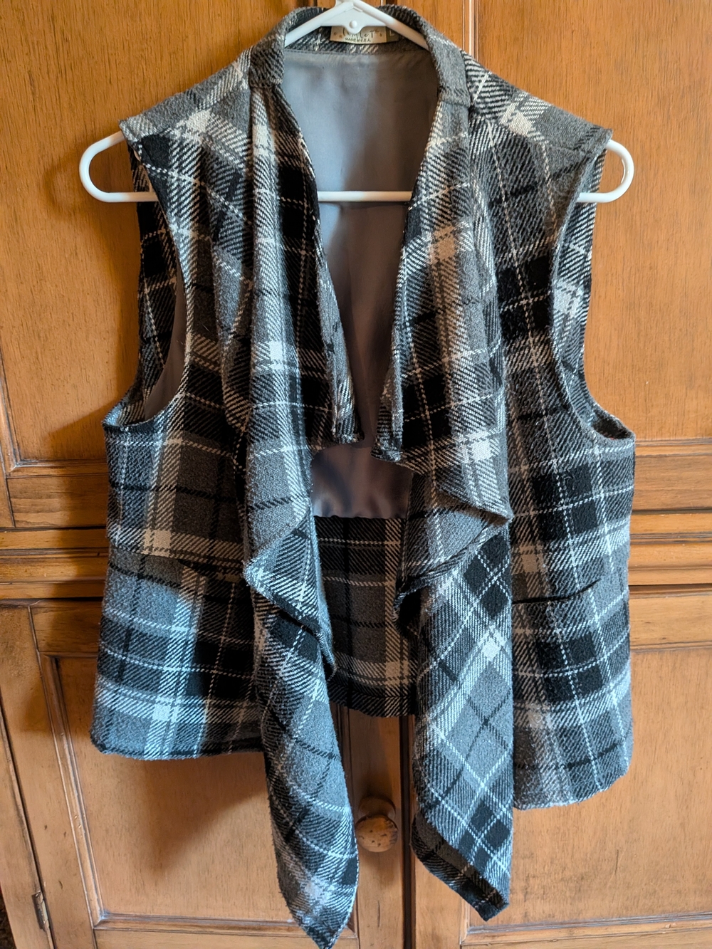 Chalet Gray and Black Plaid Sleeveless Vest